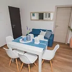 Apartment Salsa